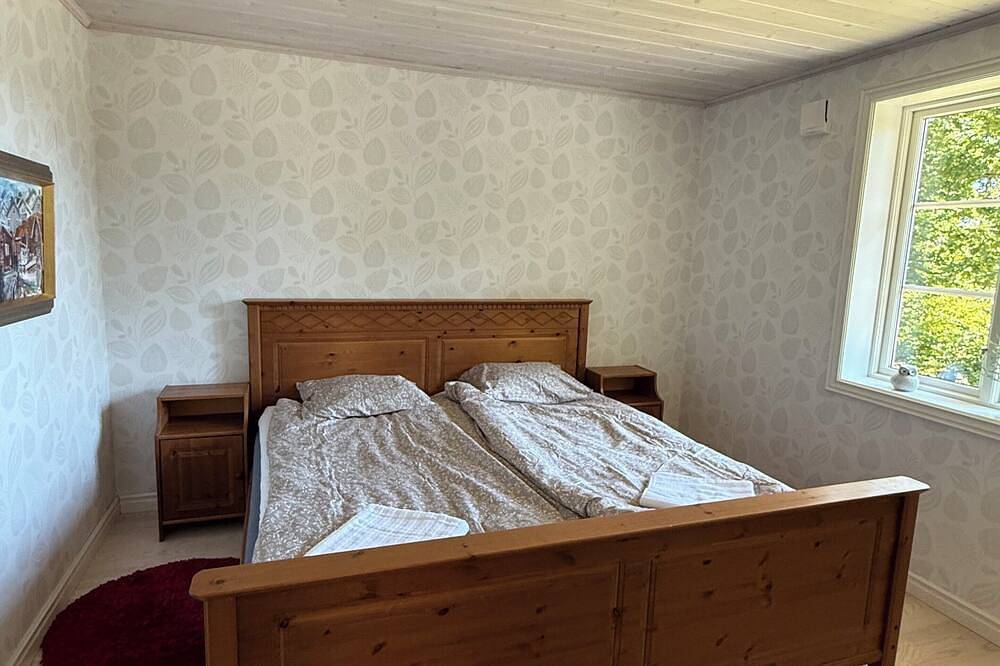 Unique accommodation in tranquility with stunning lake views! in Kronoberg