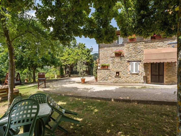 Ferienhaus für 25 Personen, mit Terrasse und Garten sowie Pool in Assisi