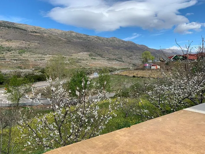 Casa de vacaciones para 7 personas, con piscina además de jardín y vistas - 1