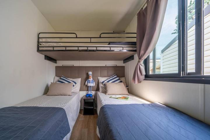 Camping für 6 Personen, mit Whirlpool und Terrasse sowie Garten und Pool in Bardolino - 4