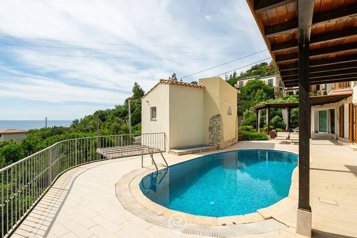 Ferienhaus für 4 Personen mit Pool in Eden Rock, Domus De Maria