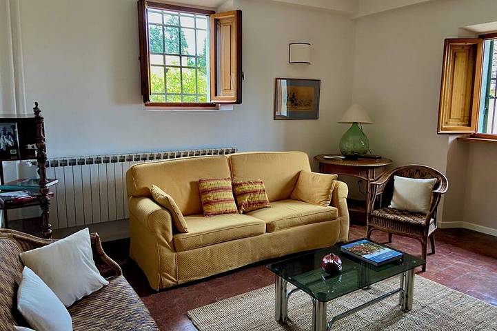 Gîte pour 8 personnes, avec jardin à Prato - 2