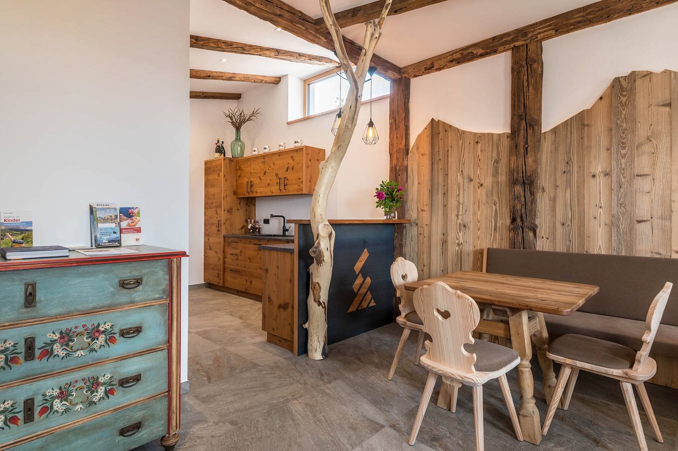 Appartement 'Larch' met uitzicht op de bergen, gedeelde tuin en Wi-Fi, foto 8