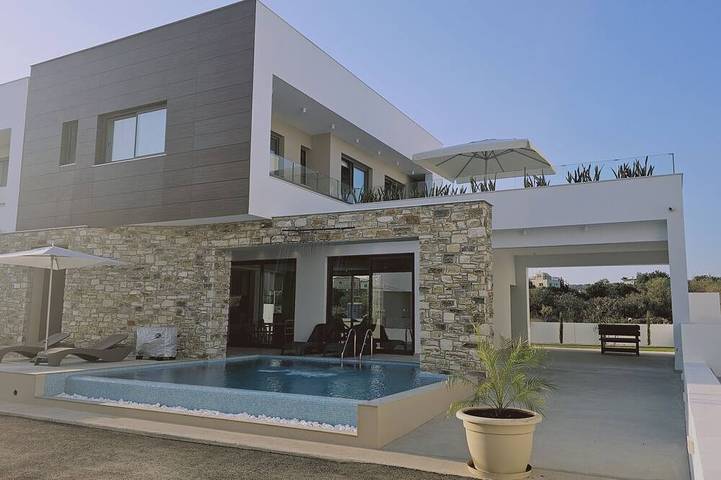 Villa für 6 Personen, mit Whirlpool und Balkon in Ayia Napa