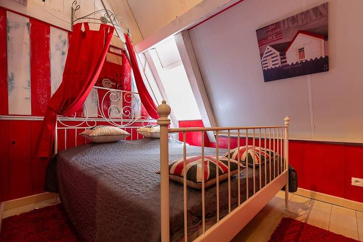 Location de vacances pour 6 personnes, avec terrasse ainsi que jardin et piscine, animaux acceptés à Sainte-Alvère - 3