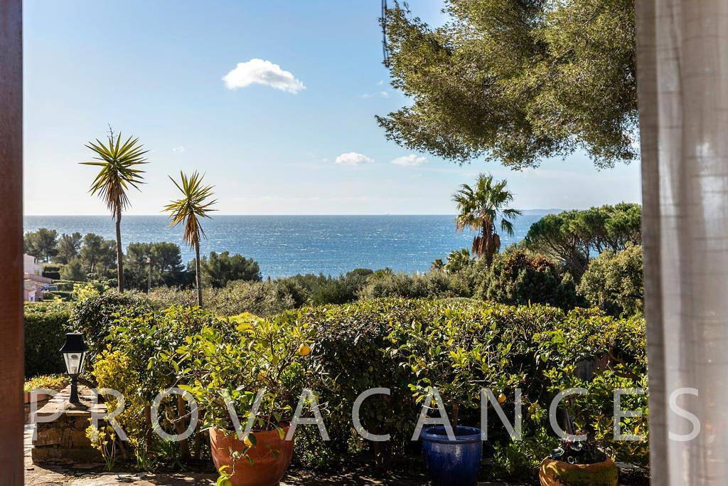 Fantastische Lage in Meeresnähe in Saint-Raphaël, Massif de l'Esterel