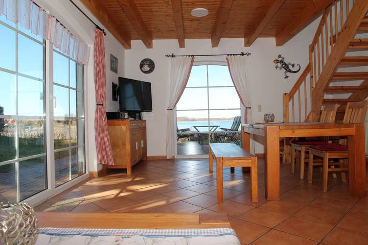 Ferienhaus für 4 Personen, mit Ausblick und Seeblick sowie Garten in Mecklenburgische Seenplatte - 4