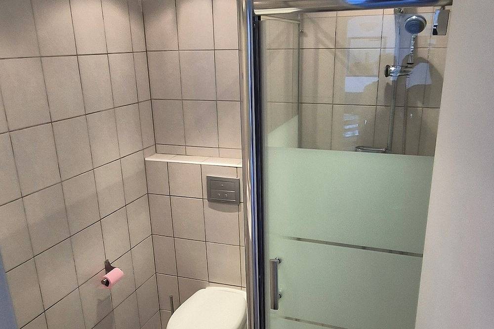 Appartement entier, Appartement 4 personnes vue mer panoramique, piscine chauffée, calme in Conca, Arrondissement de Sartène