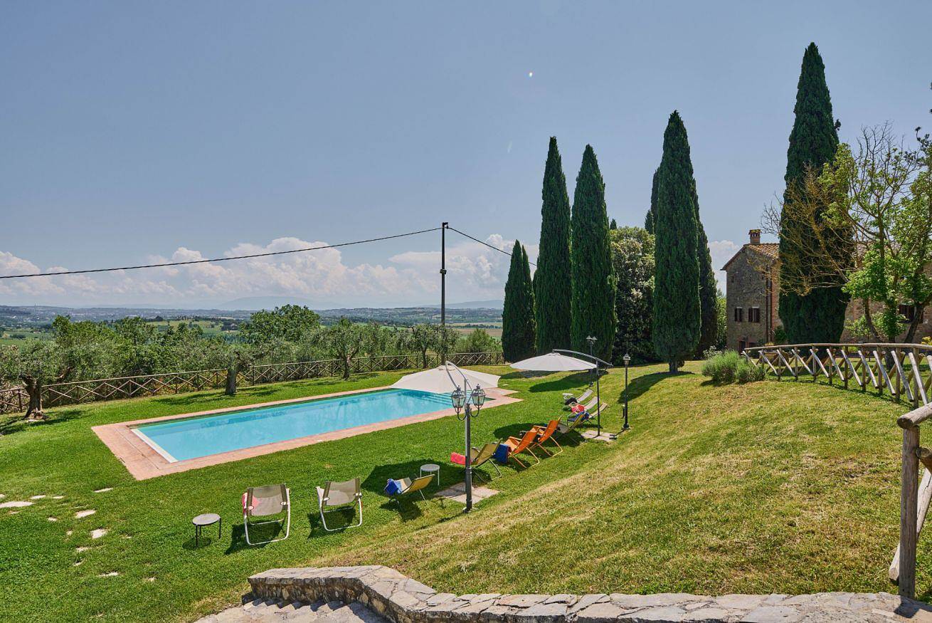 Villa Madonna del Giglio by Mmega in Magione, Lago Trasimeno