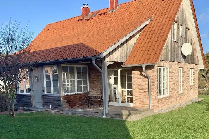 Ferienhaus für 4 Personen, mit Terrasse und Garten - 1
