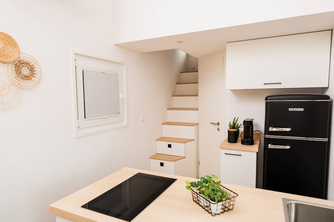 Ferienhaus 'Tiny House Raum Käpsele' mit privater Terrasse, Wlan und Klimaanlage in Laichingen, Alb-Donau-Kreis