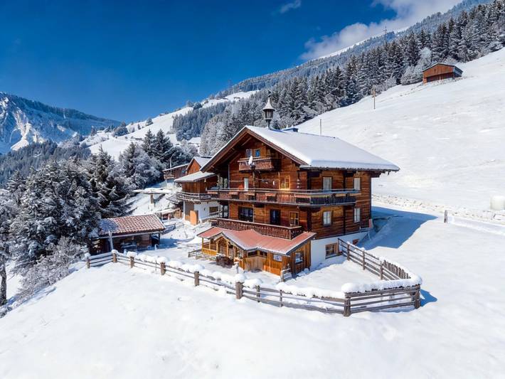 Chalet für 10 Personen, mit Balkon und Garten in Wald im Pinzgau