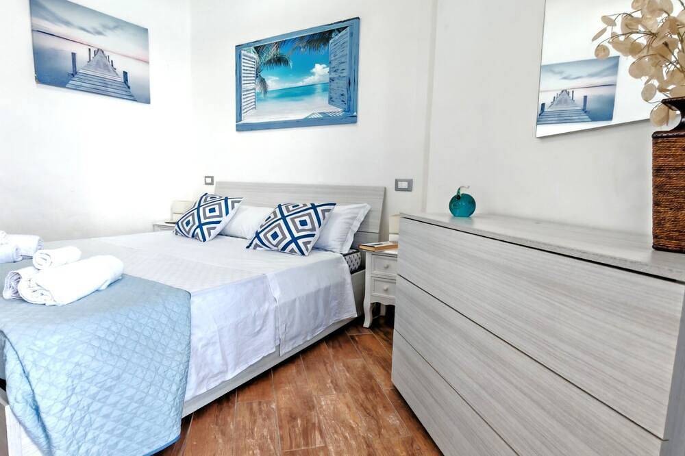 Appartamento intero, Appartamento Blu Mare - Spettacolare Vista sul Blu in Teulada, Cagliari e Dintorni