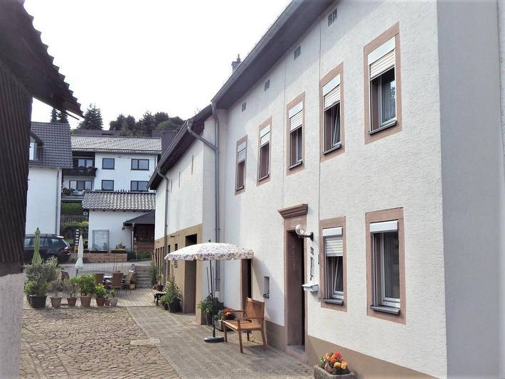 7-Bett-Ferienhaus Dusche/Wc, 4 Schlafräume in Deudesfeld, Vulkaneifel