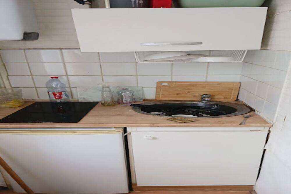 Ganze Wohnung, Independent Studio Kitchen&Shower /Free Parking in Poitiers, Vienne