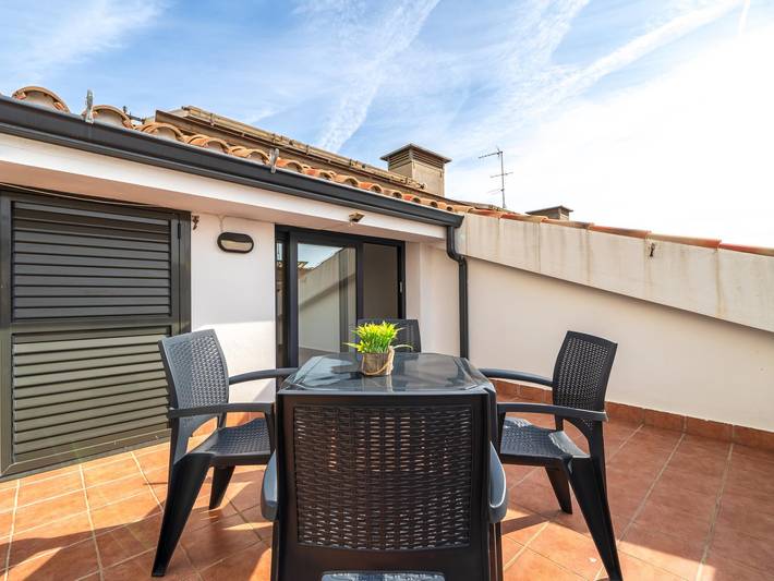 Ferienwohnung für 7 Personen, mit Terrasse in Pineda de Mar - 4
