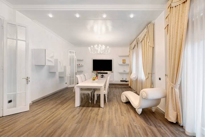 Ganze Wohnung, Ferienwohnung „Luxury Residenza Tosca“ mit Balkon und Wlan in Mantua, Mantua Provinz