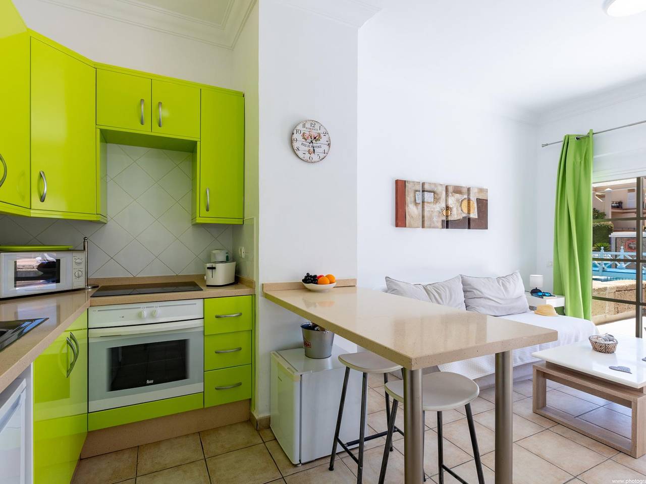 Ganze Ferienwohnung, 501 Yucca Park Zweite Linie zum Strand, Pool und kostenloses Wi-Fi in Playa del Duque, Adeje