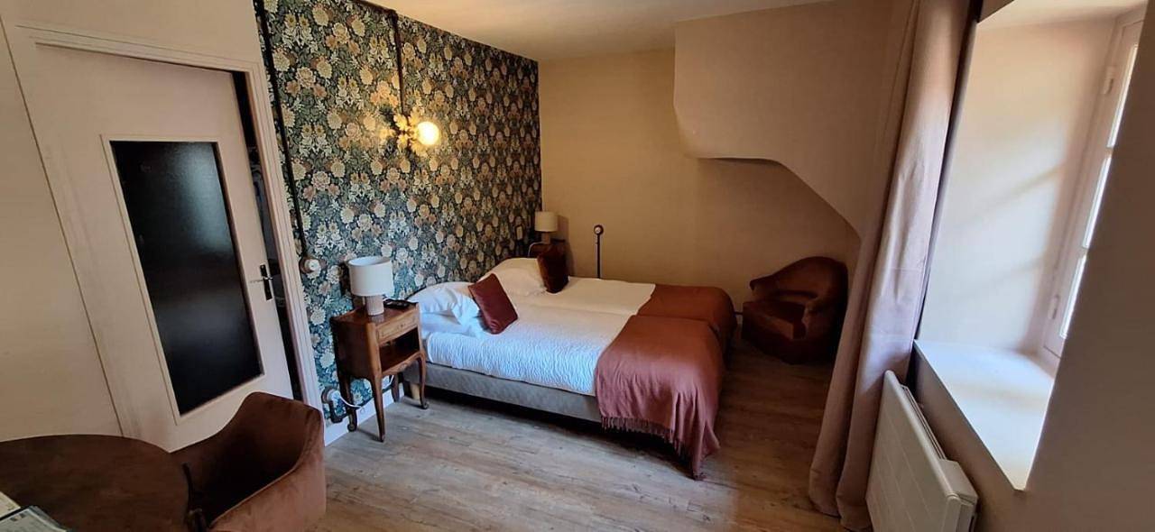 Hôtel Kastell Dinec'h in Minihy-Tréguier, Côte de Granit Rose