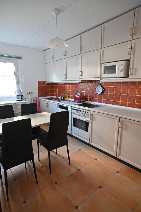 Bungalow für 5 Personen, mit Garten und Whirlpool in Timmendorfer Strand - 3