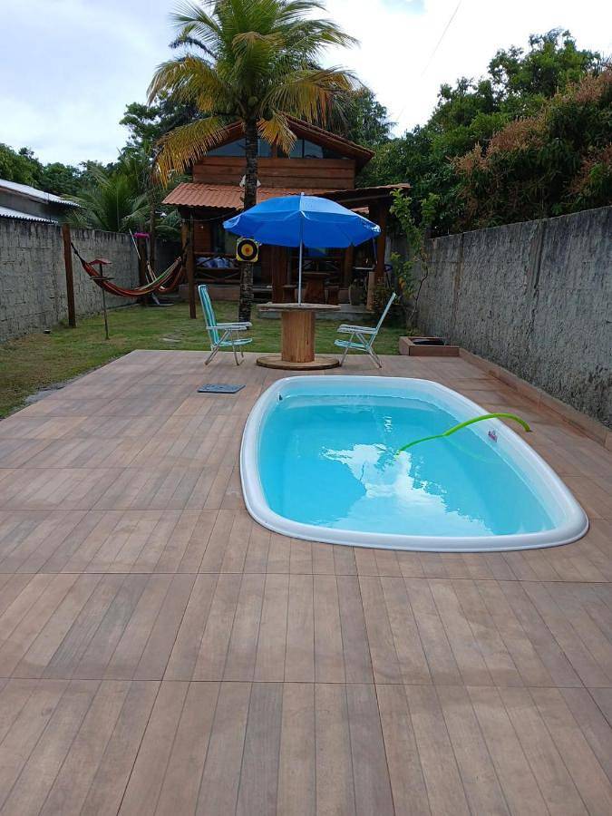 Casas e apartamentos de temporada para 5 pessoas, com piscina e jardim e ainda balcão em Vera Cruz 
