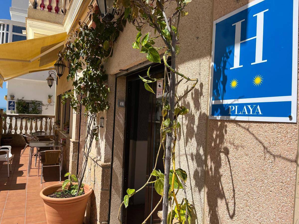 Hotel Macavi Playa in Playa de la Costilla (Rota), Rota