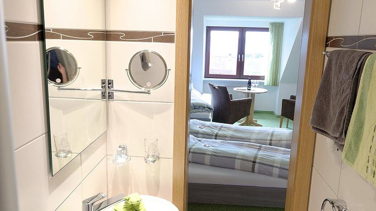 Mehrbettzimmer für 4 Personen in Hagnau in Hagnau am Bodensee, Region Bodensee-Oberschwaben