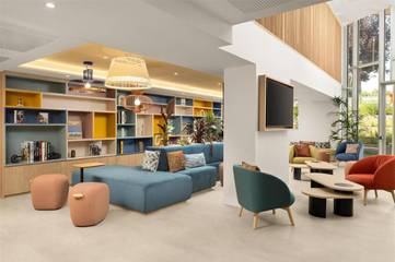 Hôtel pour 2 personnes, avec terrasse à Roissy-en-France