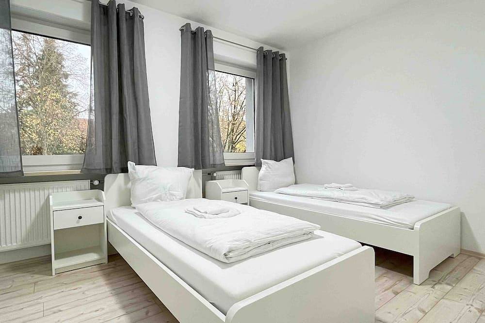 Entire apartment, Big Modern workers rental/ rental housing in Lappersdorf, Eastern Bavaria