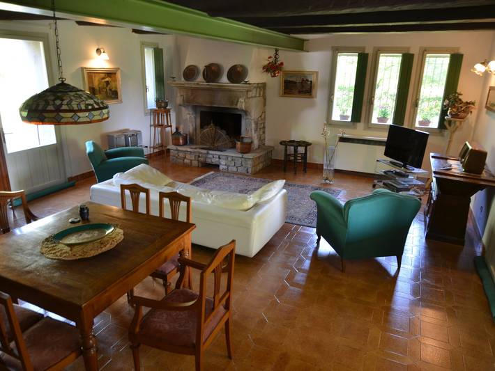 Ferienhaus für 9 Personen, mit Terrasse und Garten sowie Pool in San Marino - 2