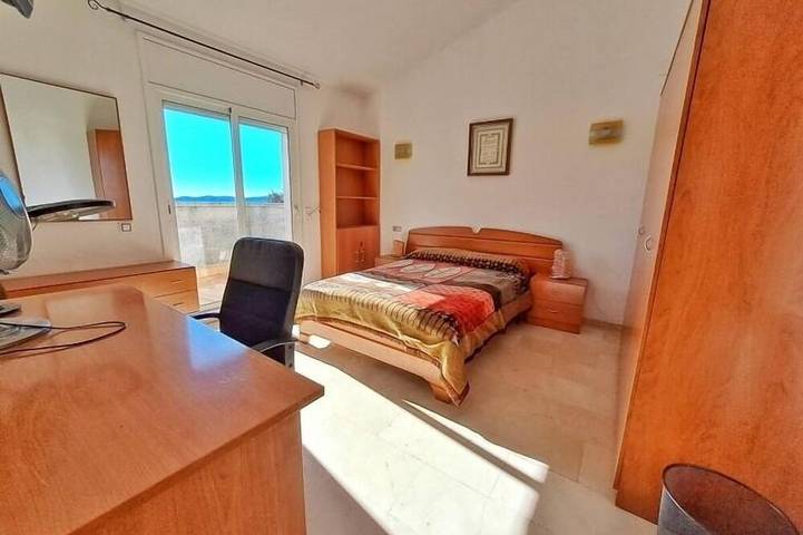 Villa Xaloc · 6 bedrooms · 9 beds · 3 baths in Maçanet de la Selva, Costa Brava