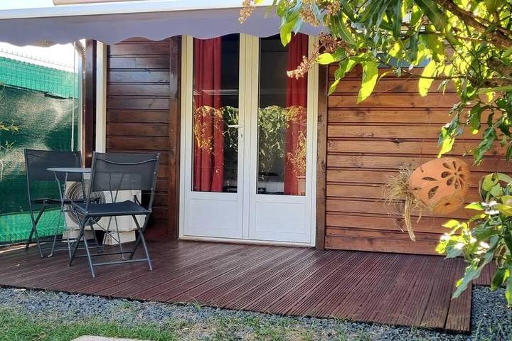 Appartement de vacances pour 2 personnes, avec jardin et jacuzzi