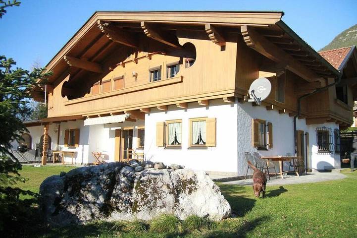 Ferienhaus für 8 Personen, mit Terrasse und Garten in Eben am Achensee