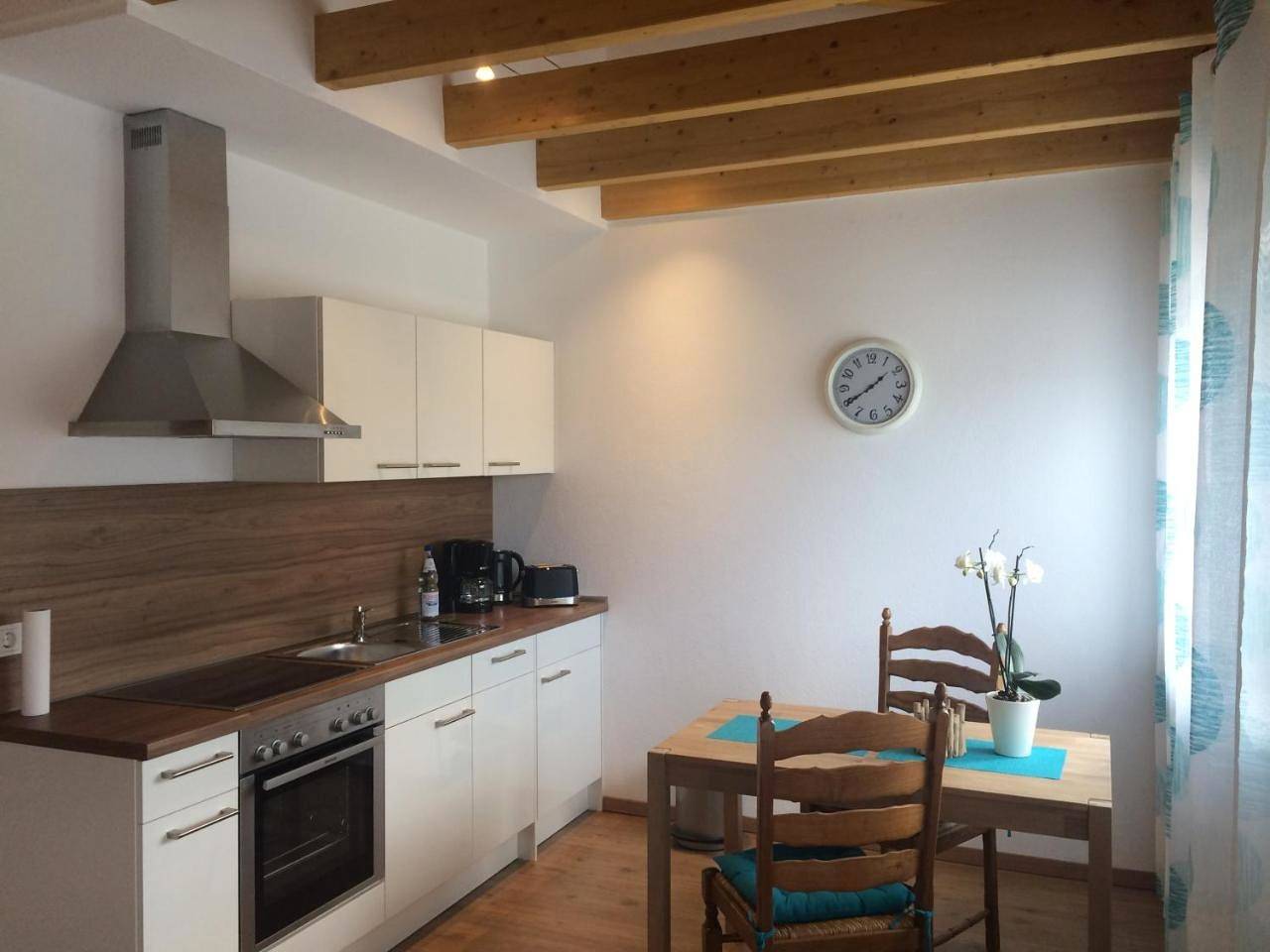 Ganze Wohnung, Apartment with Garden View in Hattenheim, Eltville am Rhein