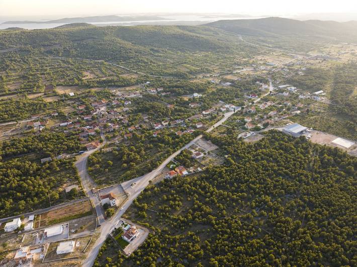 Villa pour 7 personnes, avec jardin et piscine à Šibenik - 3