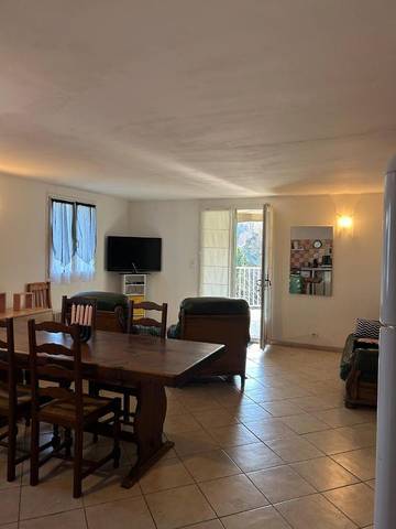 Gîte pour 7 personnes, avec vue et terrasse, animaux acceptés à San-Giovanni-di-Moriani