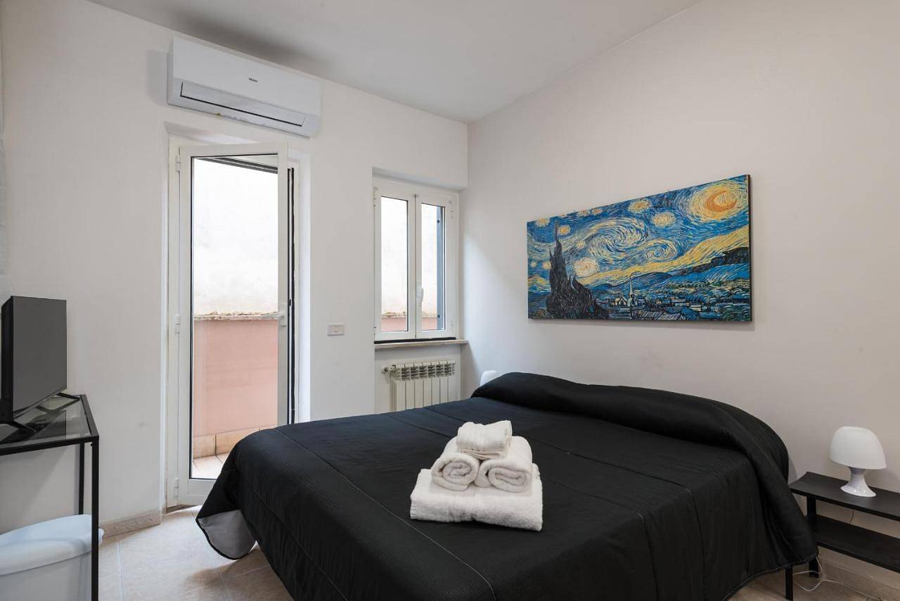 Travelershome Ciampino 170 Station Street in Casal Morena, Roma
