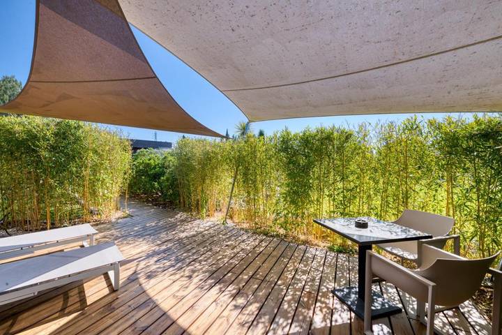 Location de vacances pour 2 personnes, avec jardin et vue ainsi que sauna et piscine, animaux acceptés à Orgone - 3