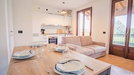 Vakantiewoning voor 4 Personen in Manerba del Garda, Garda Bergen, Afbeelding 1