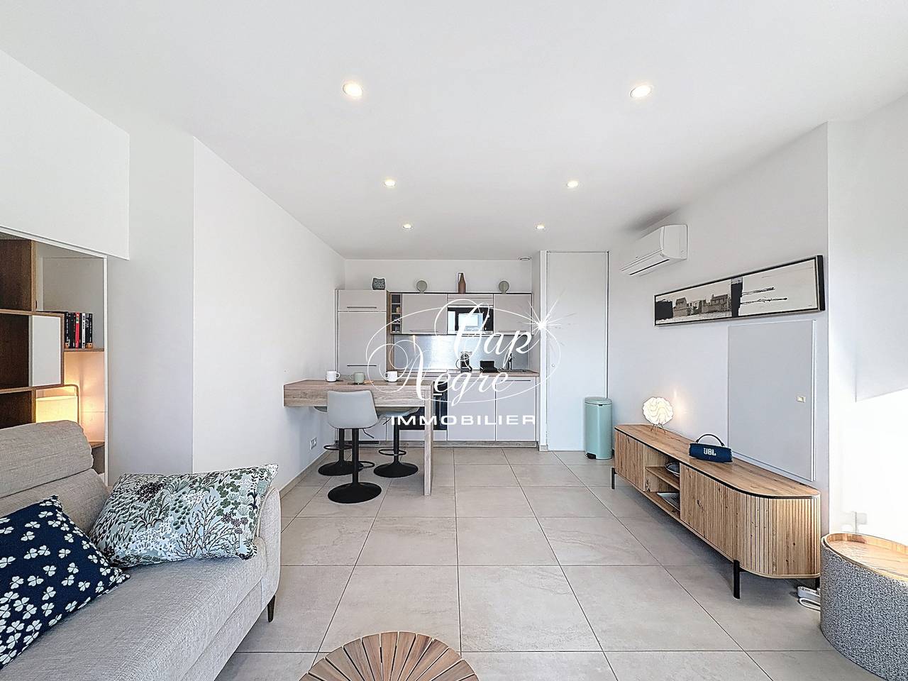 Appartement entier, Appartement T2  pour 3 personnes avec terrasse vue mer à Aiguebelle in Plage d'Aiguebelle, Le Lavandou