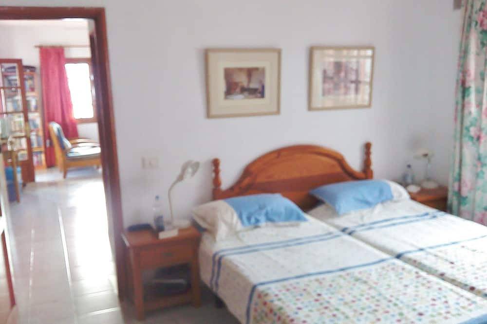 Casa Dasha, privater, solarbeheizter und klimatisierter Pool mit Reling und Sicherheitstor in Los Pocillos, Tías