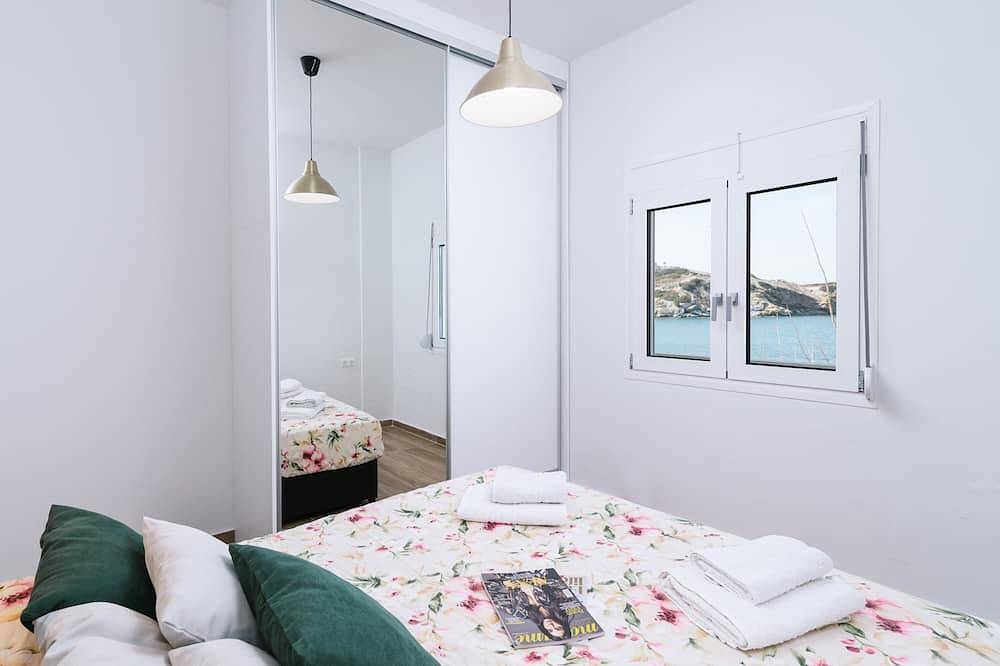 Ganze Wohnung, Strandapartment mit Pool ideal für Familien in Lygaria, Achlada
