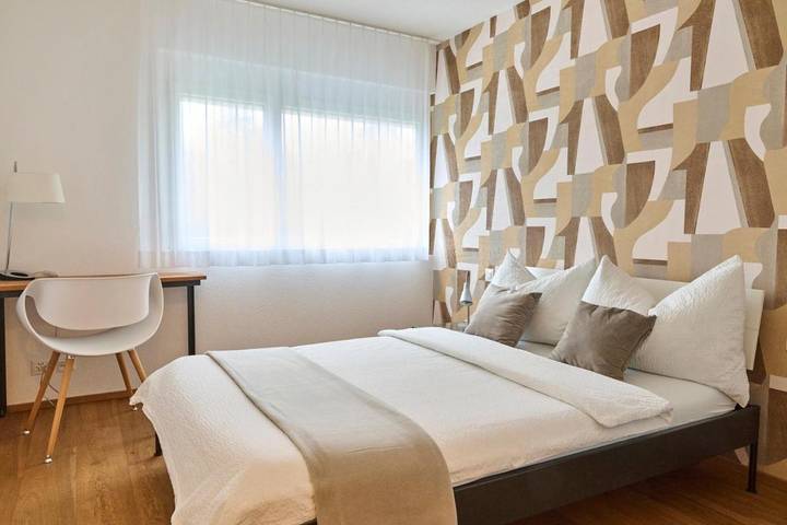 Location de vacances pour 2 personnes, avec vue et jardin à Morat - 4