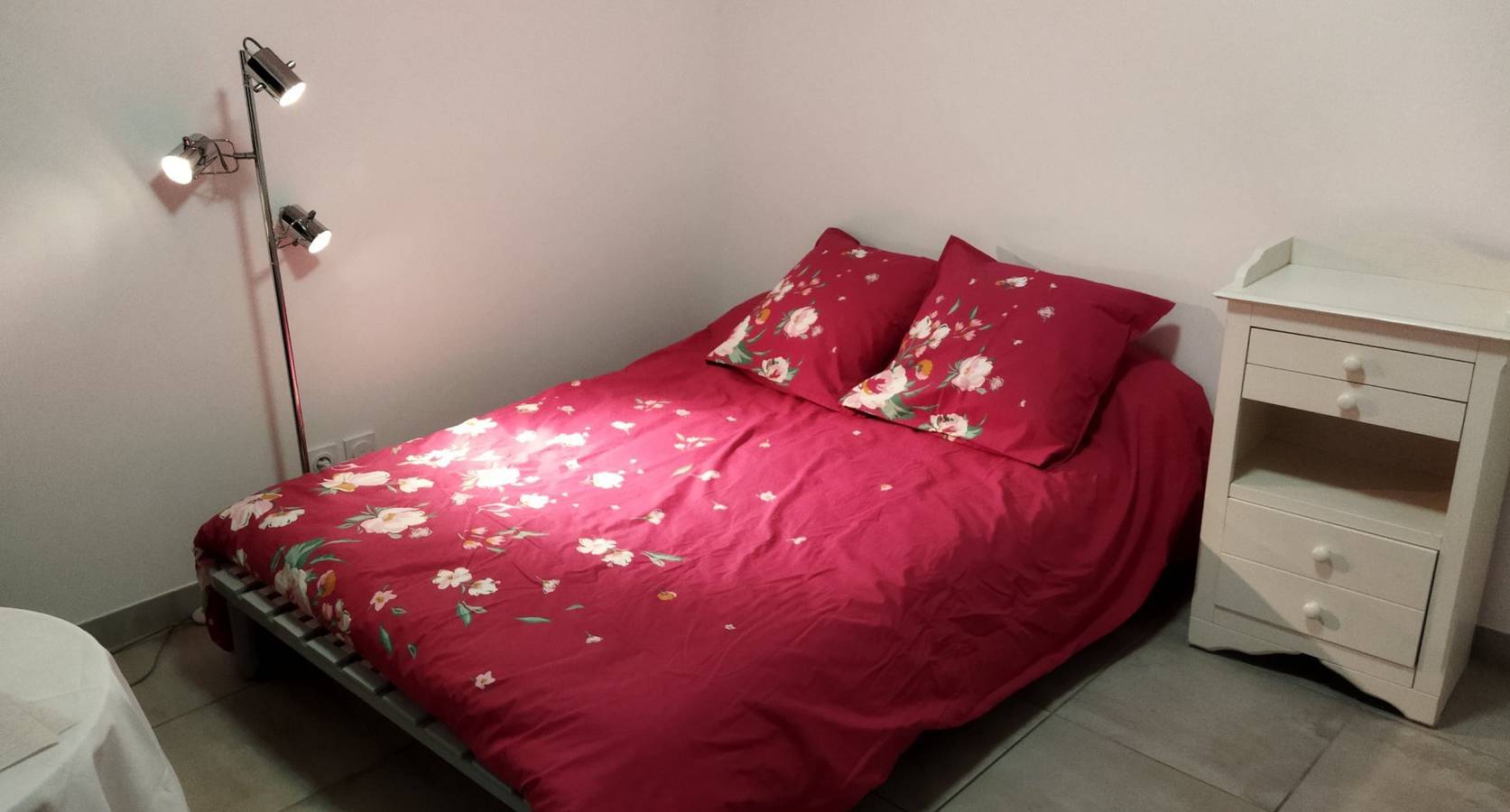 Chambre a louer avec coin cuisine - Chambre in Livron-sur-Drôme, Région de Valence