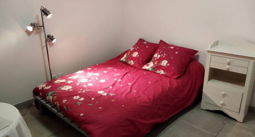 Chambre d’hôte pour 2 personnes, avec jardin à Livron-sur-Drôme