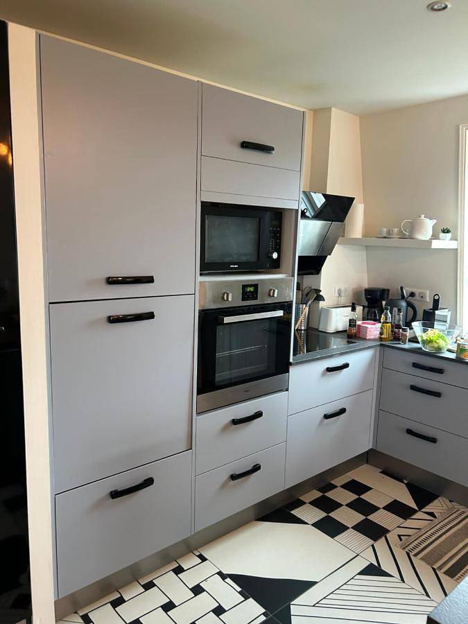Appartement entier, One-Bedroom Apartment in Le Phare (Biarritz), Biarritz