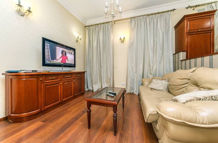 Ganze Wohnung, Zwei Schlafzimmer, Velyka Vasylkivska str, 18, Zentrum in Kiew, Rajon Schewtschenko