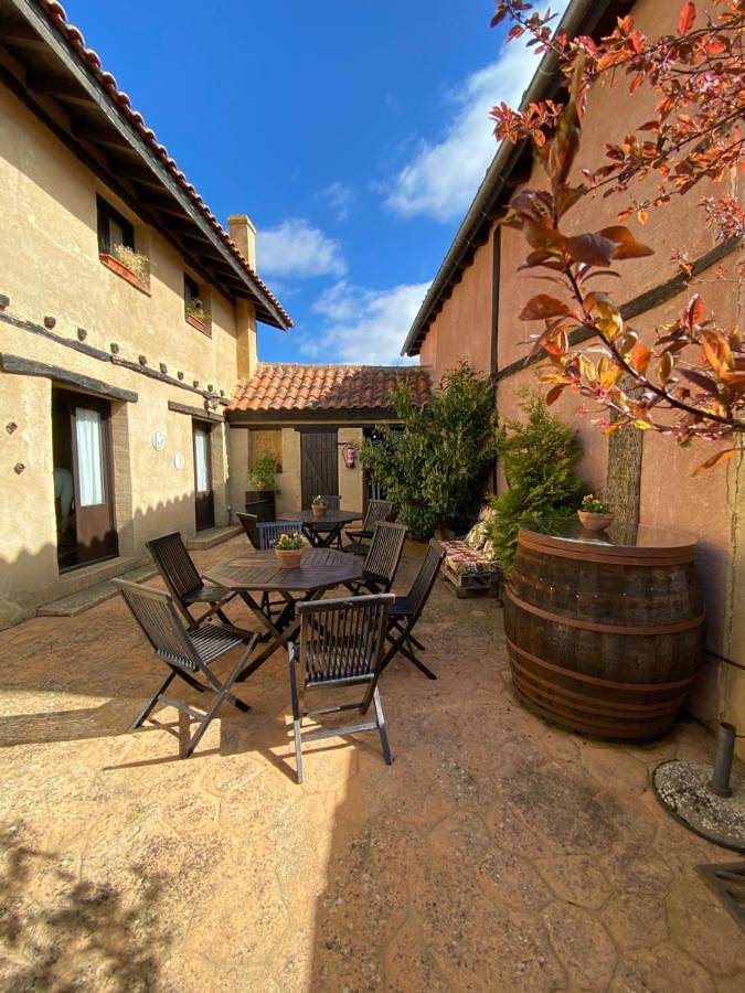 Casa de vacaciones para 16 personas, con Terraza y Jardín en Provincia de Palencia