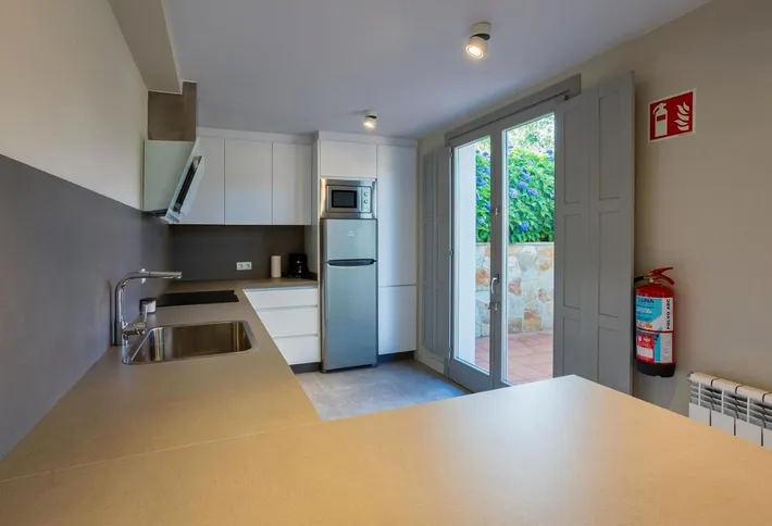 Apartamento de vacaciones para 4 personas, con vistas y jardín - 1