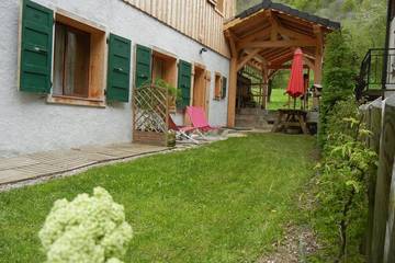 Chalet pour 4 personnes, avec terrasse et jardin à Montriond